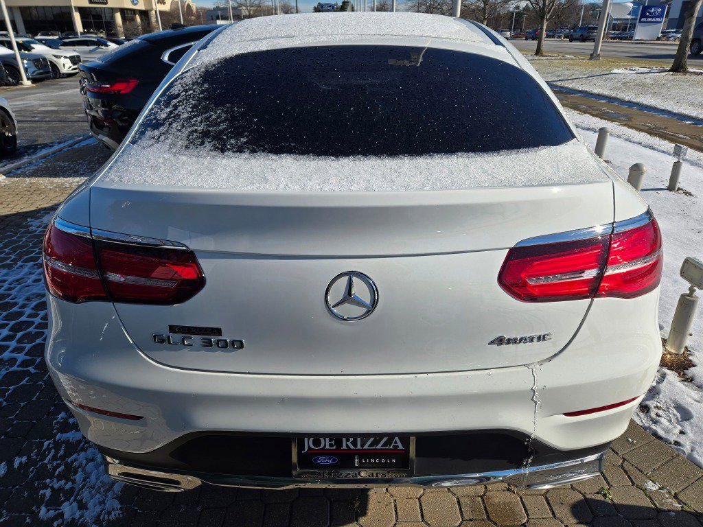 Used 2018 Mercedes-Benz GLC 300 4MATIC Coupe image 13
