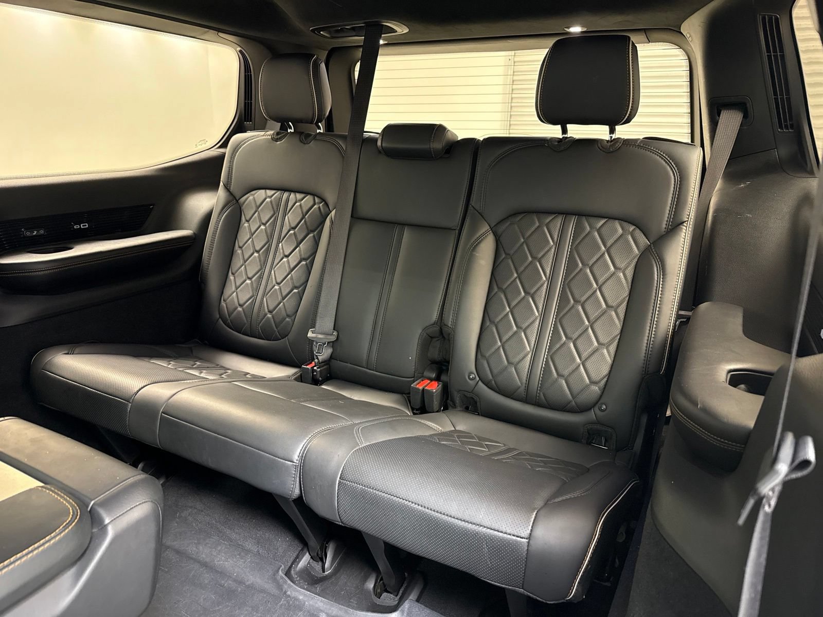Used 2023 Jeep Grand Wagoneer Series III AWD/4WD image 22