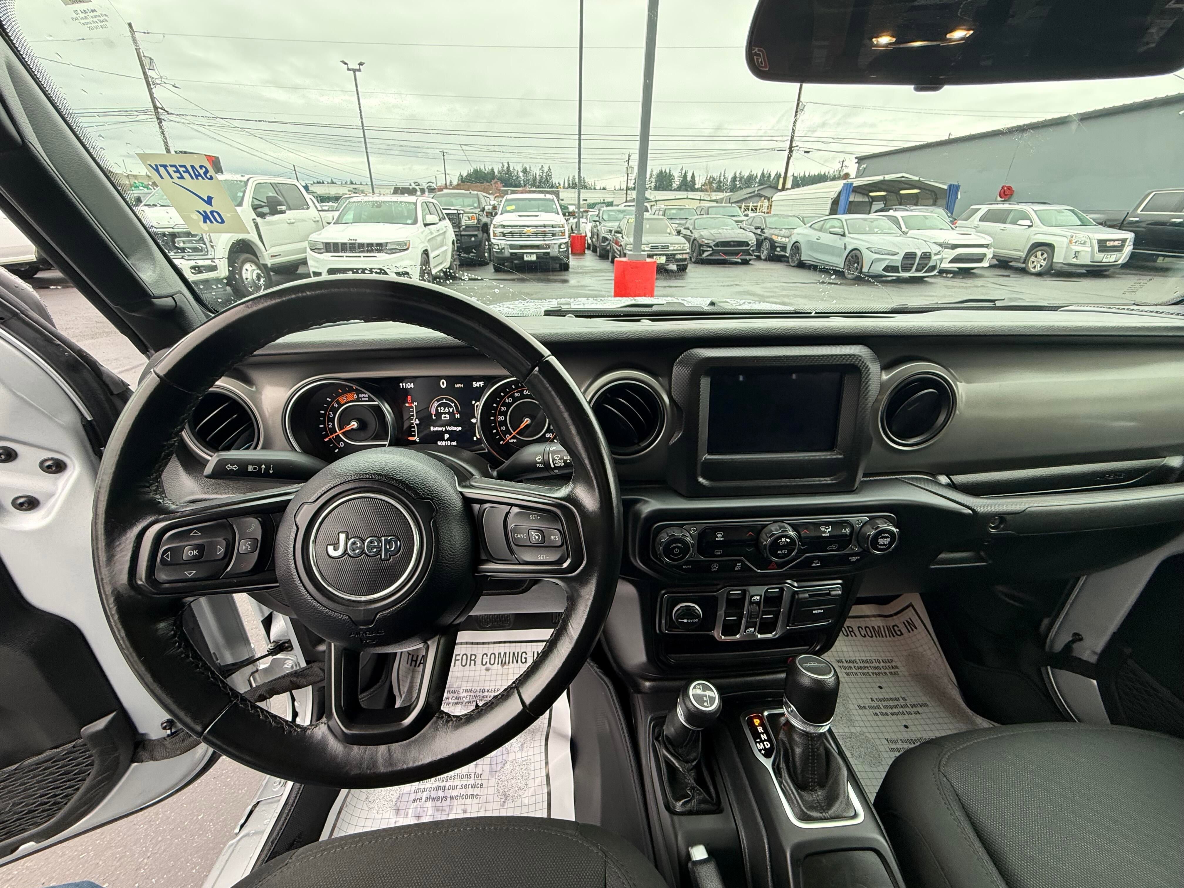 Used 2022 Jeep Gladiator Sport AWD/4WD image 12