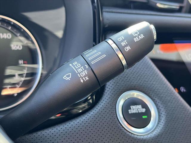 Certified 2024 Cadillac XT6 Luxury image 25