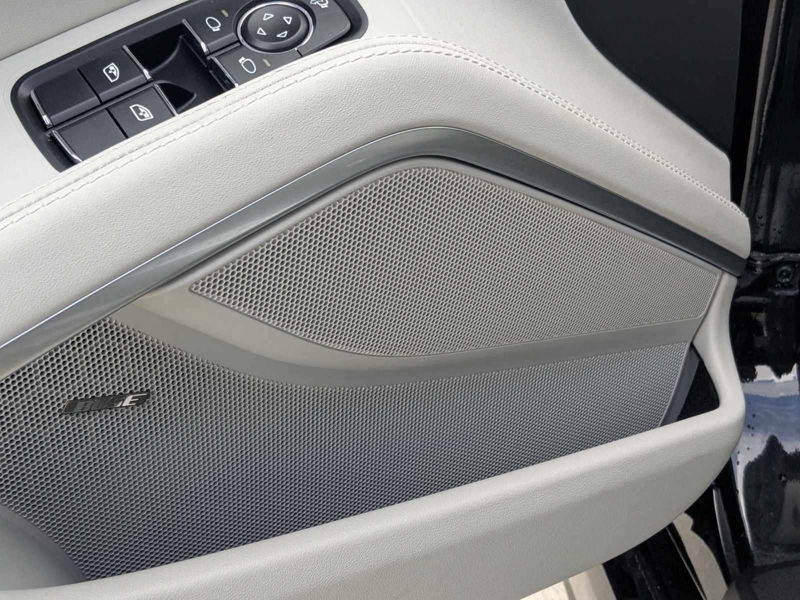 New 2025 Porsche 718 Boxster image 14