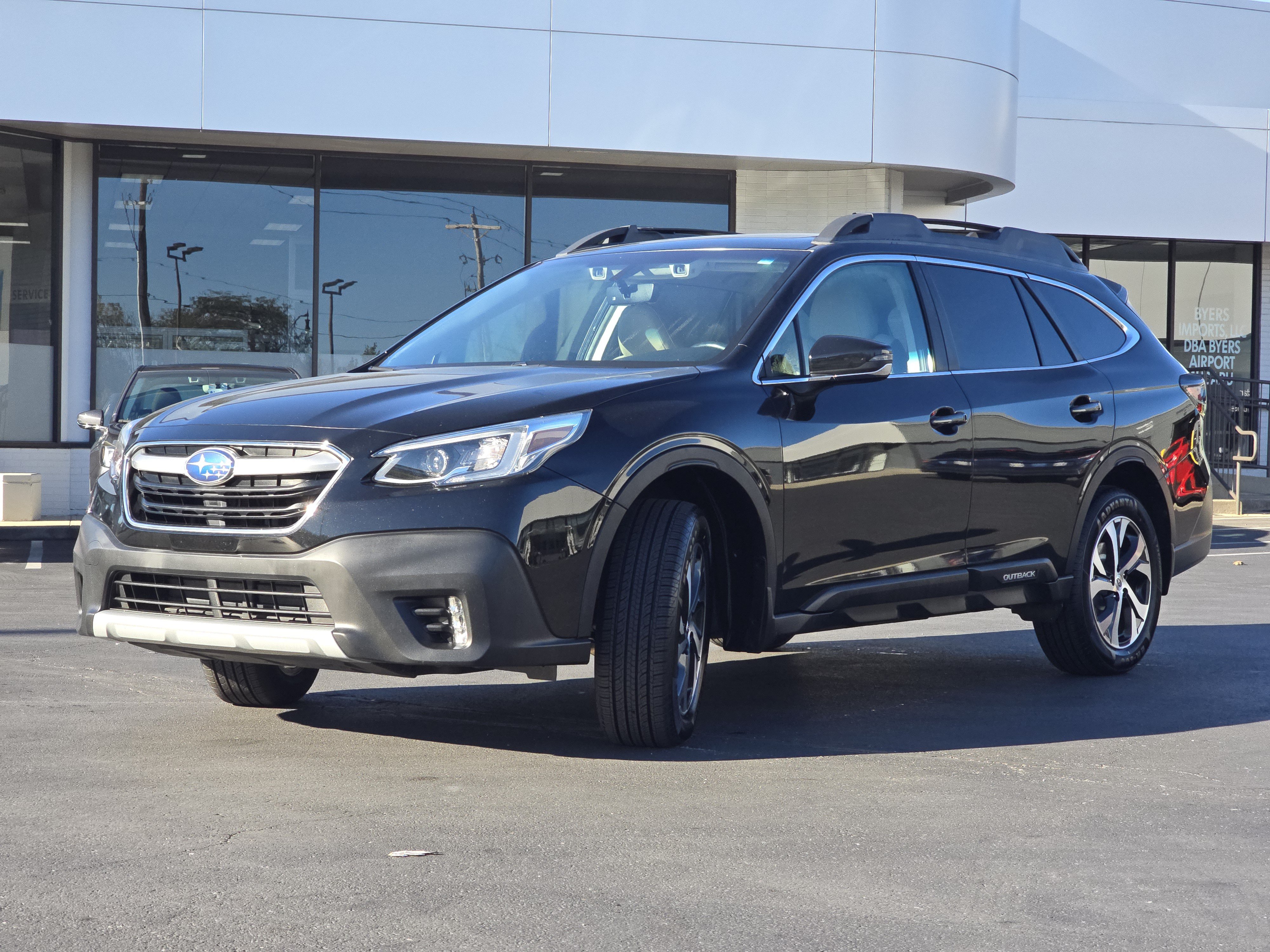 Used 2020 Subaru Outback Limited w/ Popular Package #2 AWD/4WD image 3