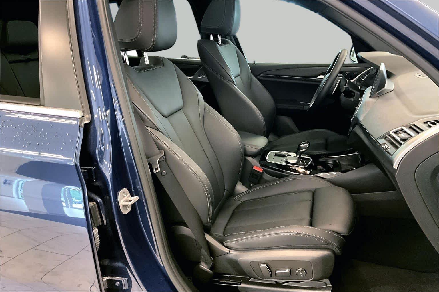 Used 2024 BMW X3 sDrive30i w/ Convenience Package RWD image 8