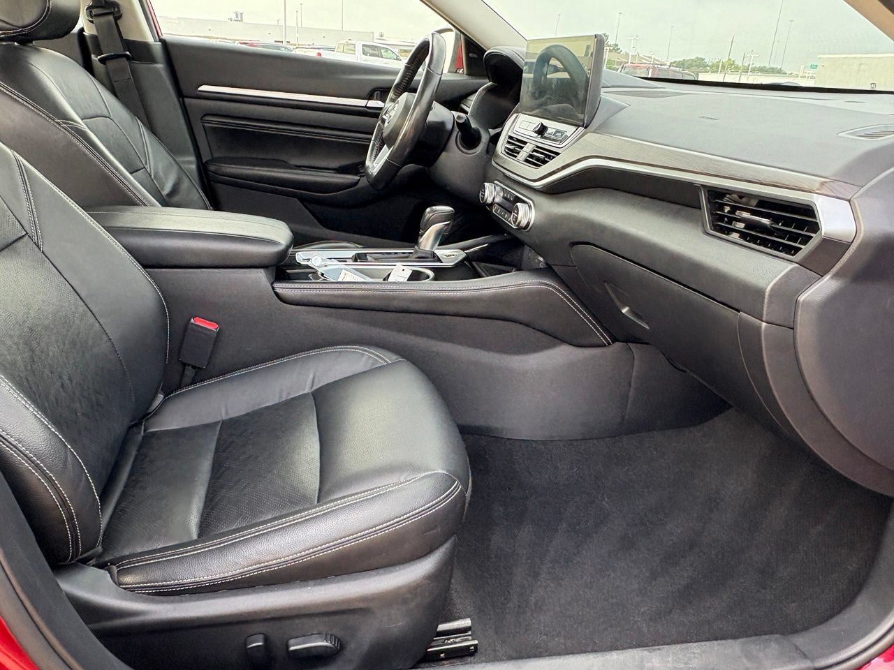 Used 2023 Nissan Altima 2.5 SL FWD image 38