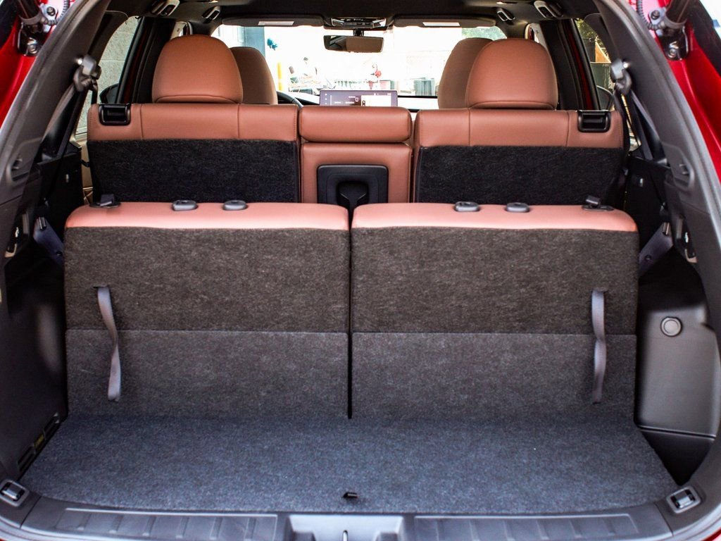 New 2025 Mitsubishi Outlander SEL image 47