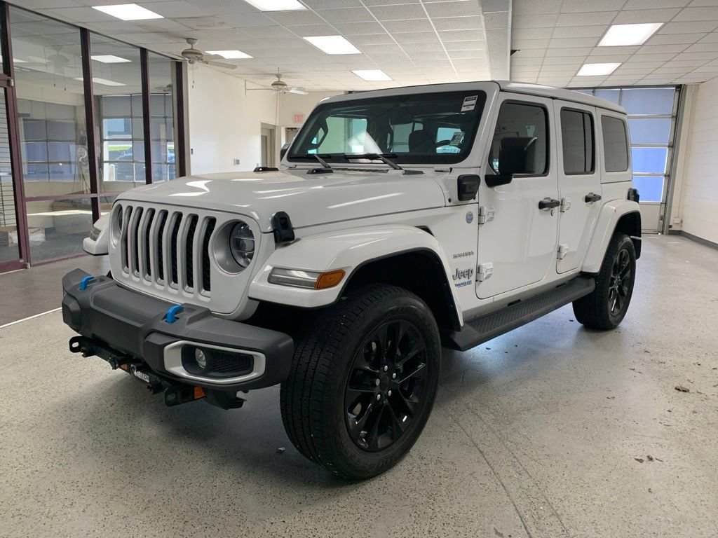 Certified 2022 Jeep Wrangler Unlimited Sahara w/ Cold Weather Group AWD/4WD image 2
