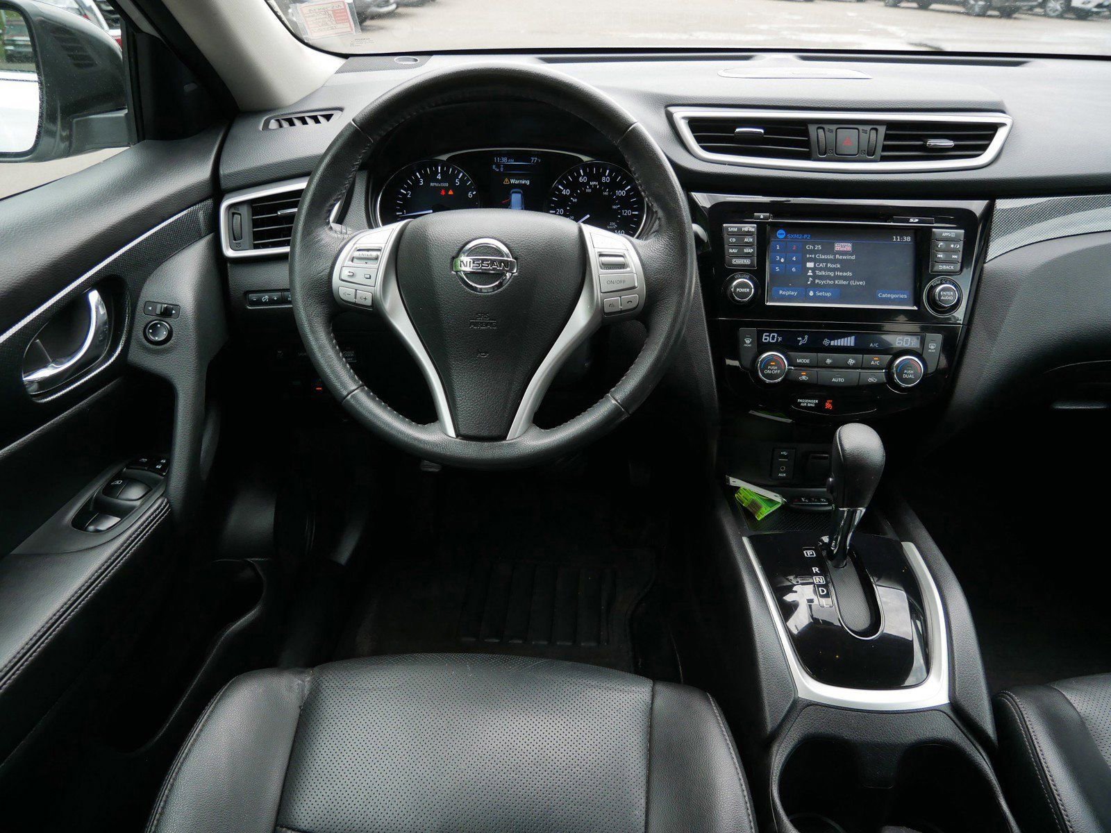 Used 2016 Nissan Rogue SL w/ SL Premium Package AWD/4WD image 11