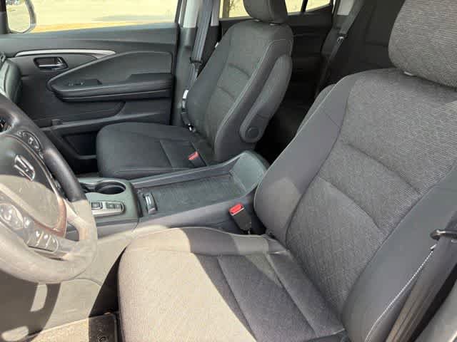 Used 2023 Honda Ridgeline Sport image 11
