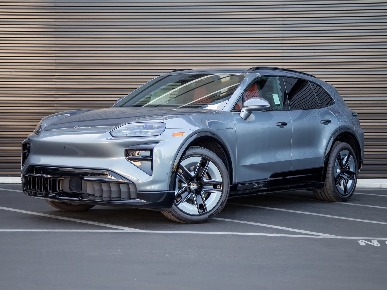 New 2026 Porsche Cayenne Turbo AWD/4WD image 1