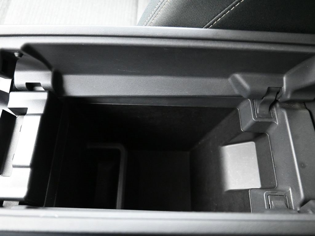 Used 2021 Nissan Rogue S image 19