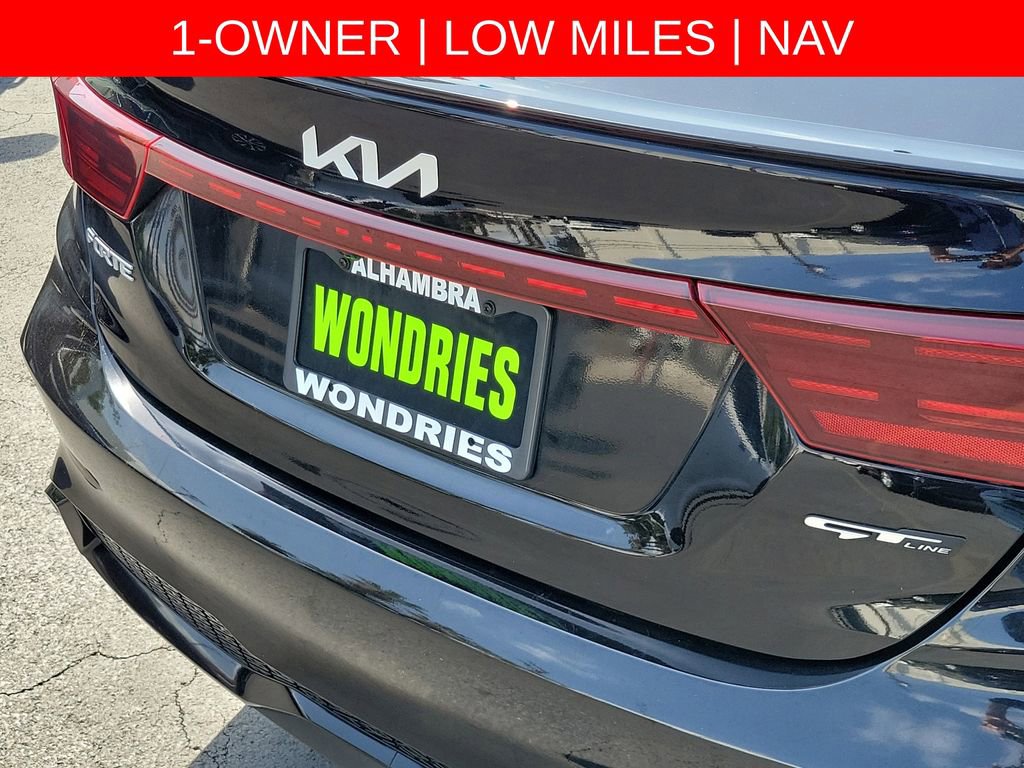 Used 2022 Kia Forte GT-Line w/ GT-Line Technology Package FWD image 9