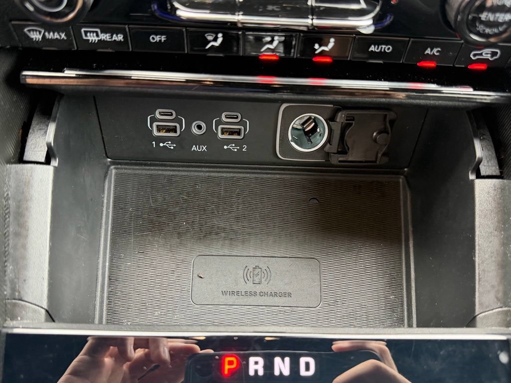 Certified 2025 Jeep Grand Cherokee Altitude AWD/4WD image 27