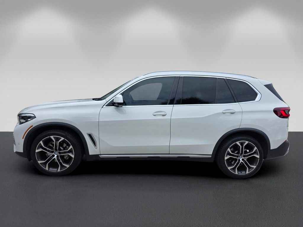 Used 2022 BMW X5 sDrive40i w/ Premium Package RWD image 7