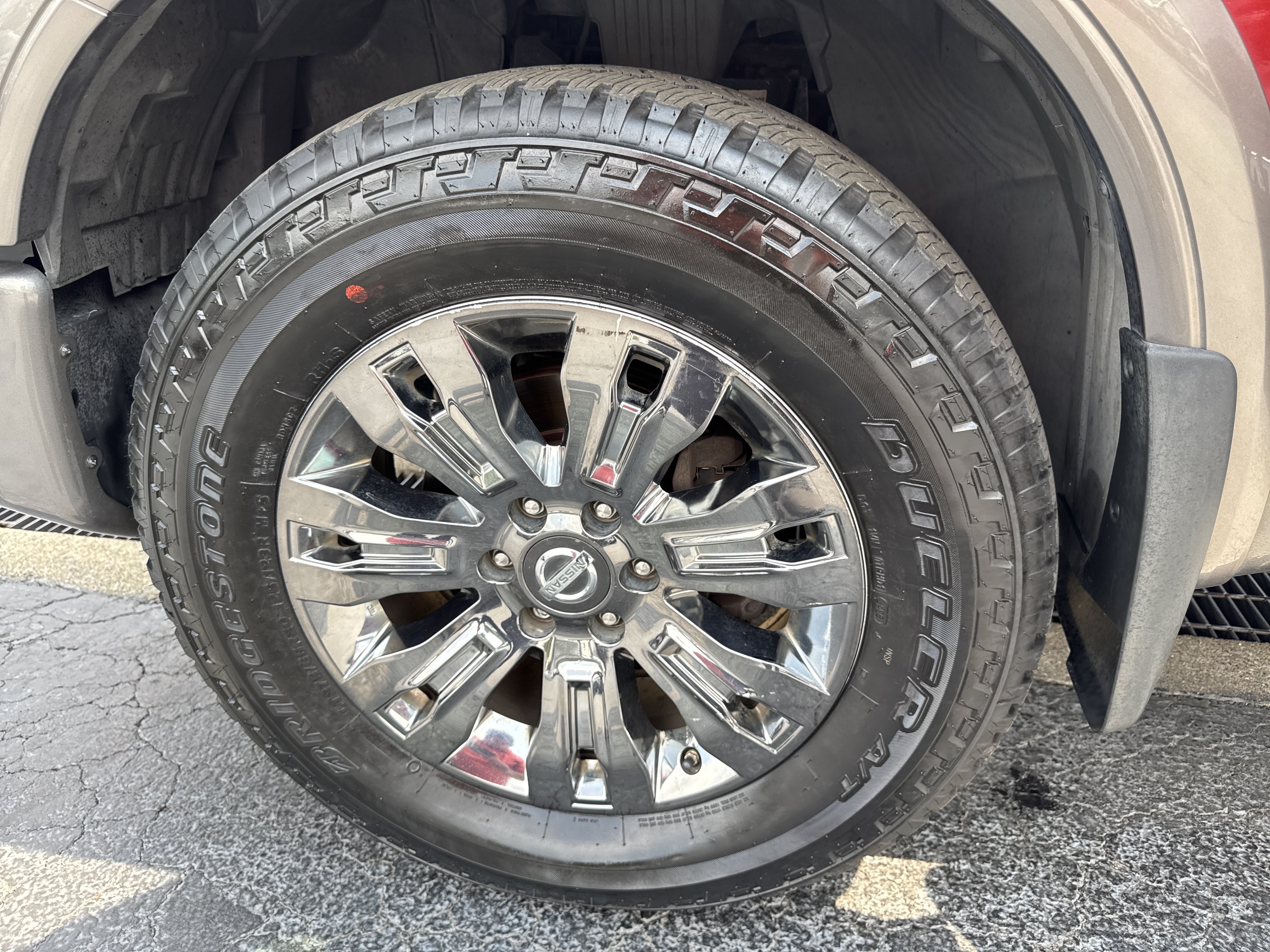 Used 2018 Nissan Titan Platinum Reserve w/ Platinum Utility Package AWD/4WD image 34