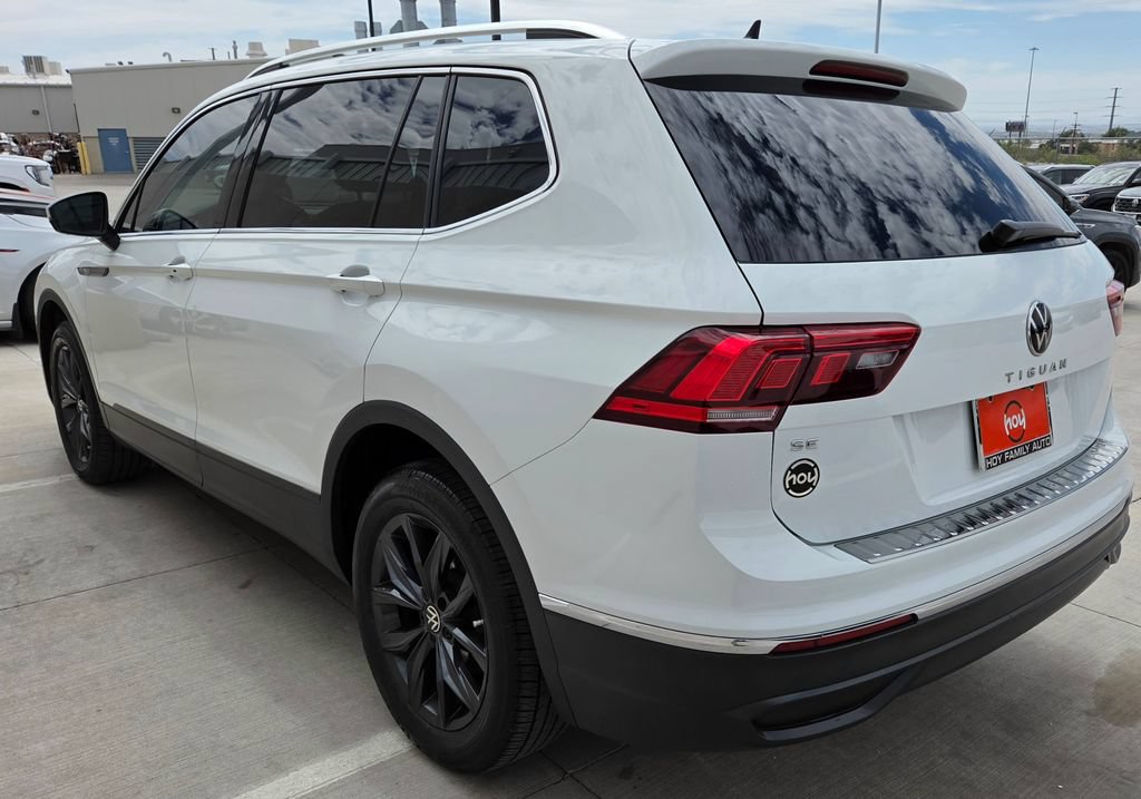 Used 2024 Volkswagen Tiguan SE FWD image 7