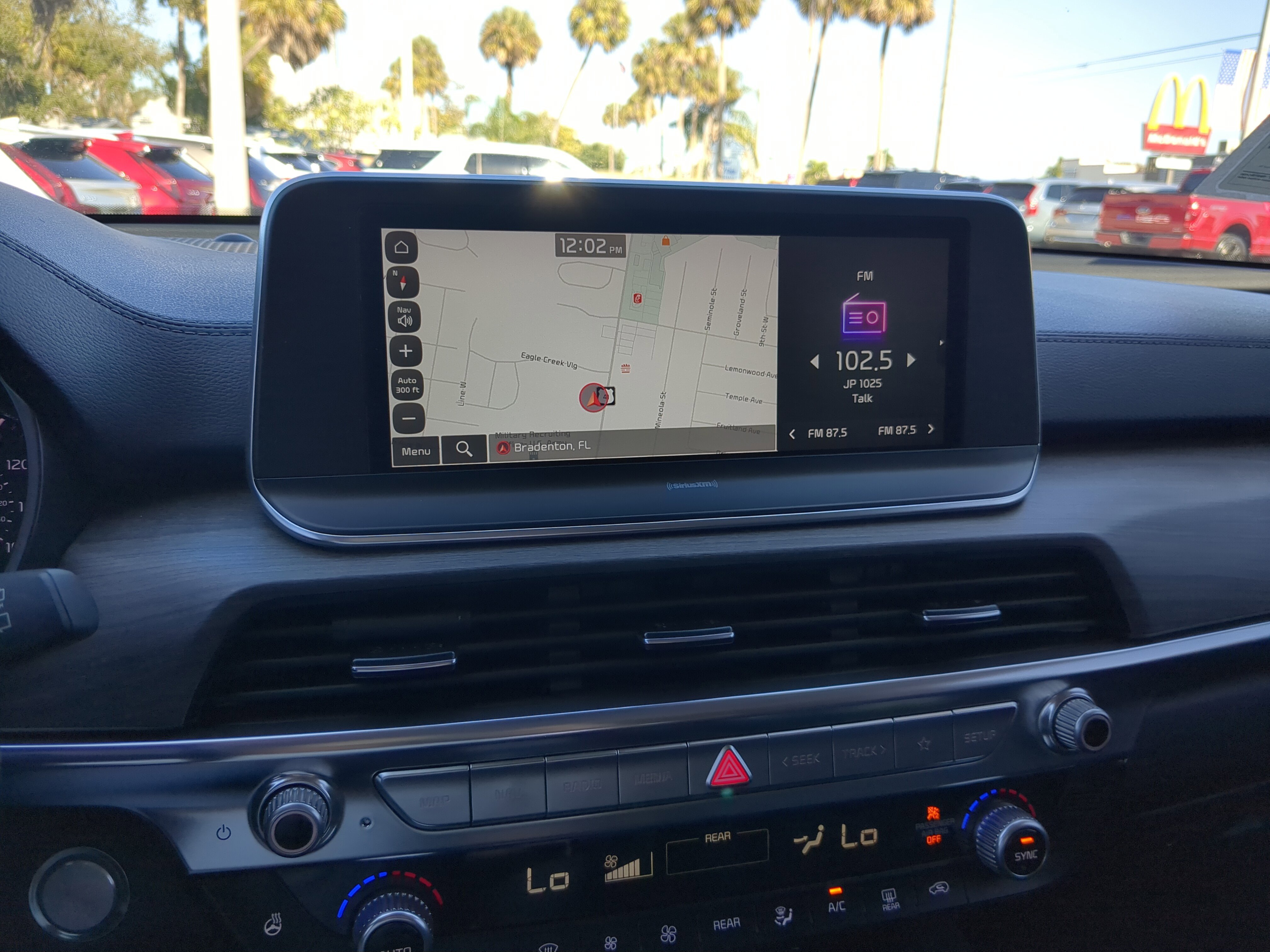 Used 2022 Kia Telluride EX w/ EX Premium Package image 24