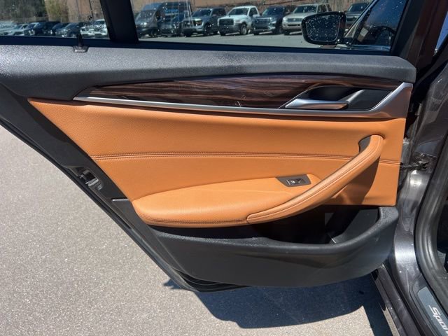 Used 2019 BMW 530i xDrive w/ Convenience Package AWD/4WD image 17