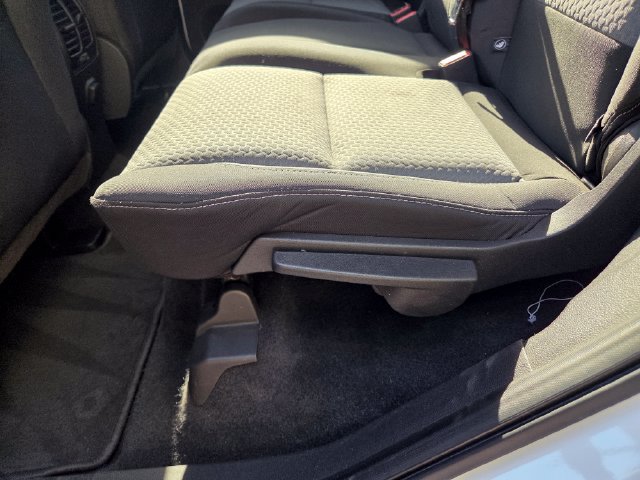 Used 2017 Ford Escape SE FWD image 35