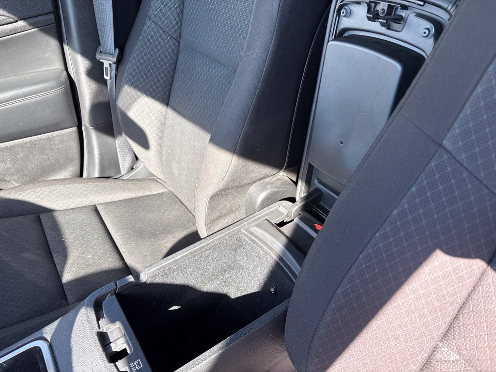 Used 2021 Jeep Grand Cherokee Laredo AWD/4WD image 14