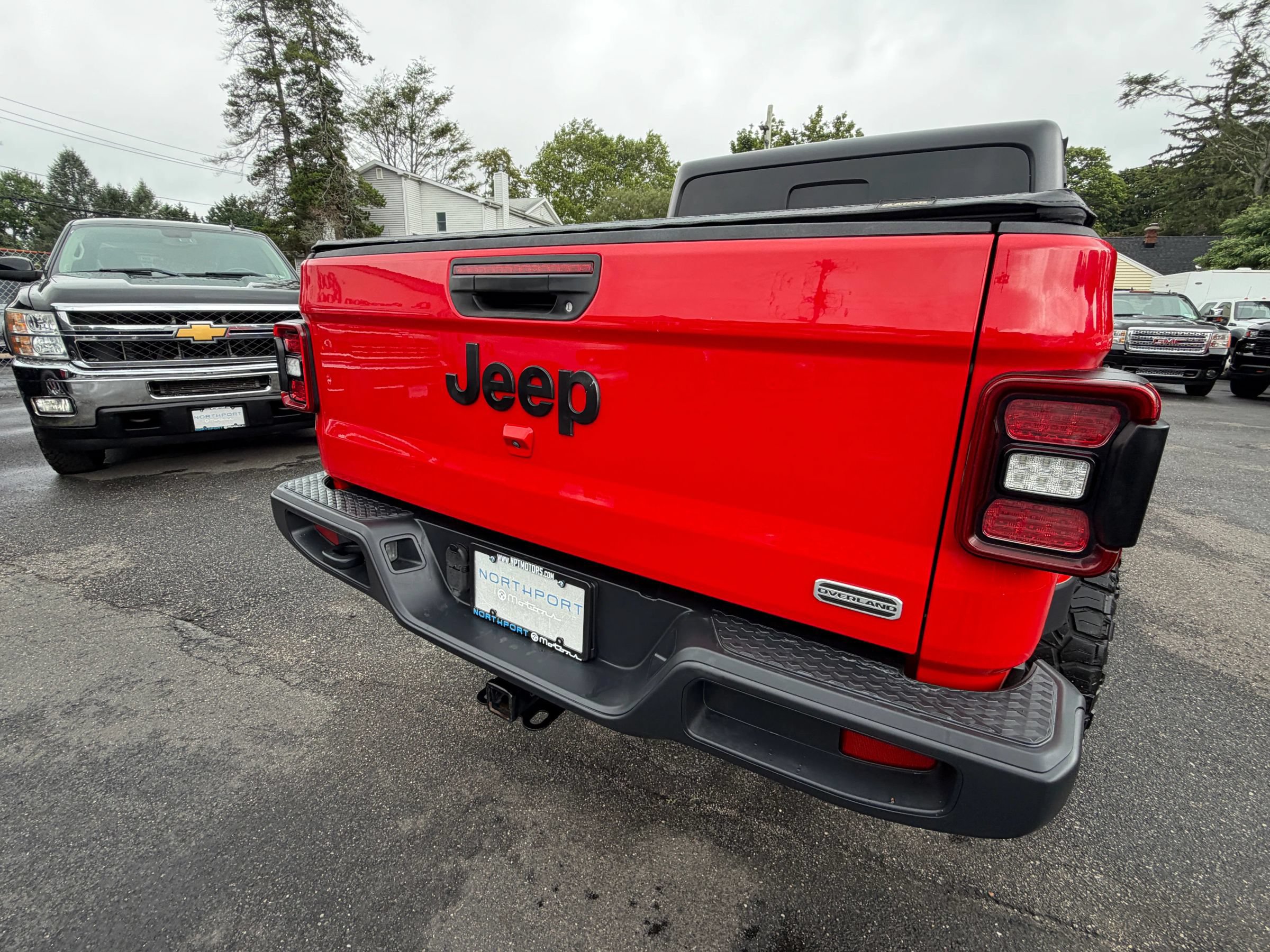 Used 2020 Jeep Gladiator Overland AWD/4WD image 37
