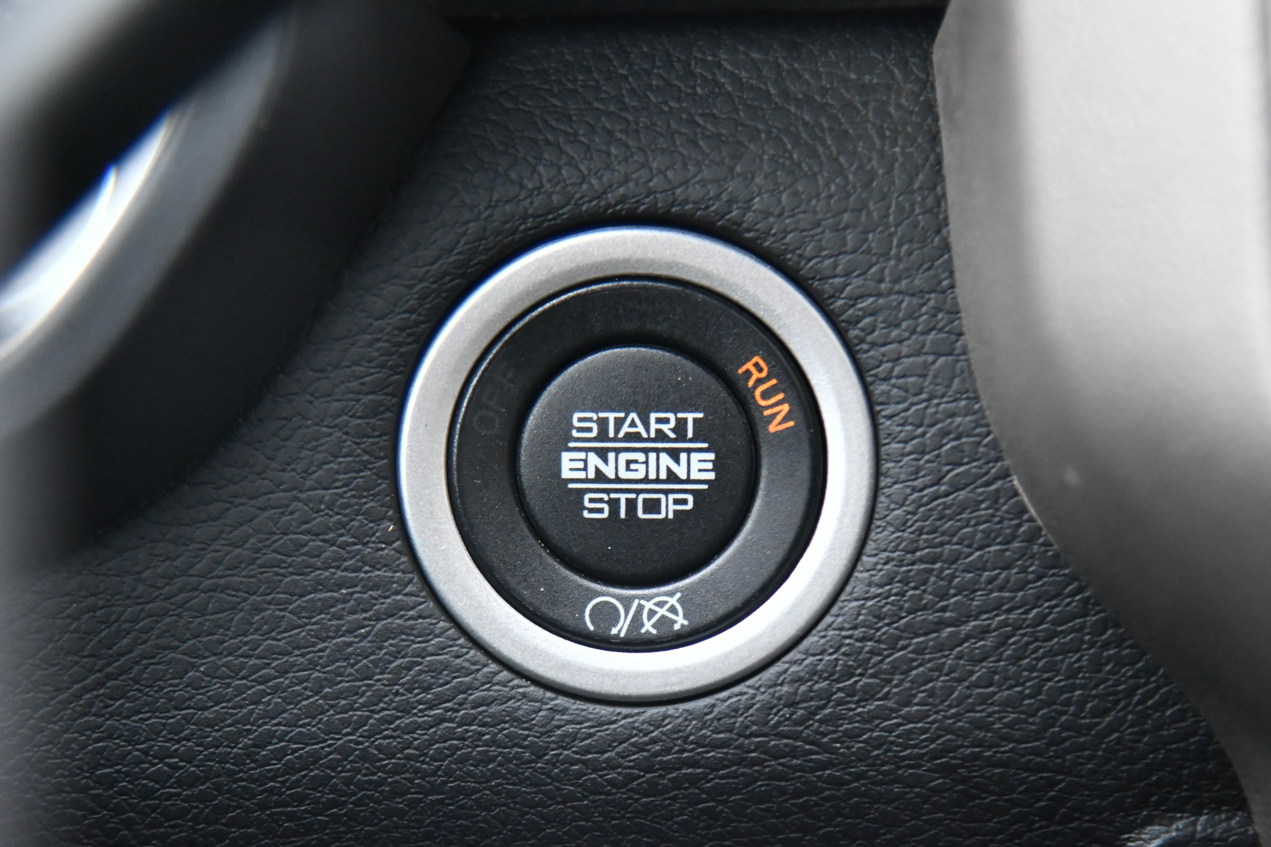 Used 2024 RAM 2500 Laramie image 37