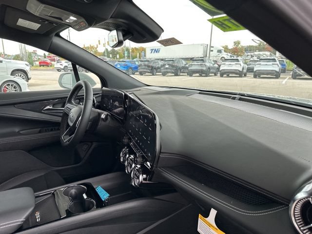 New 2026 Chevrolet Blazer EV LT AWD/4WD image 31