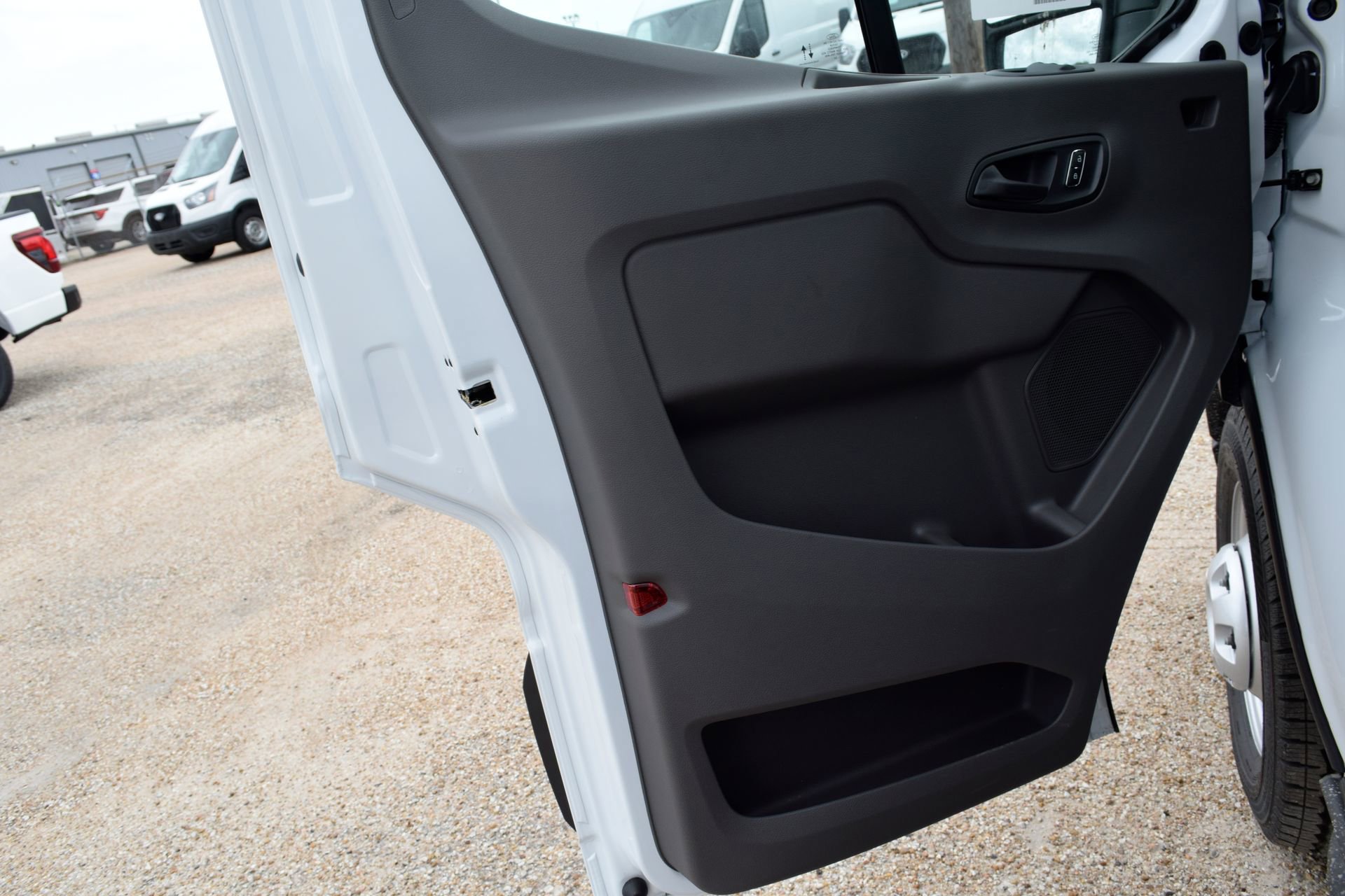 New 2026 Ford Transit 150 148 Medium Roof AWD image 19