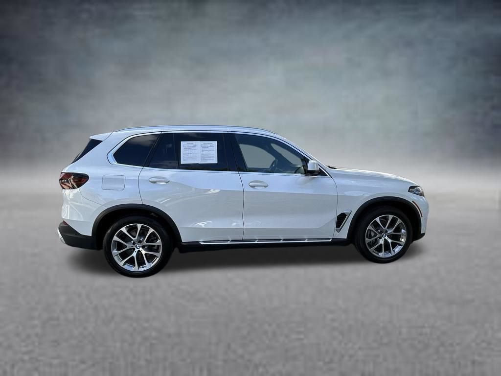 Used 2025 BMW X5 xDrive40i AWD/4WD image 8