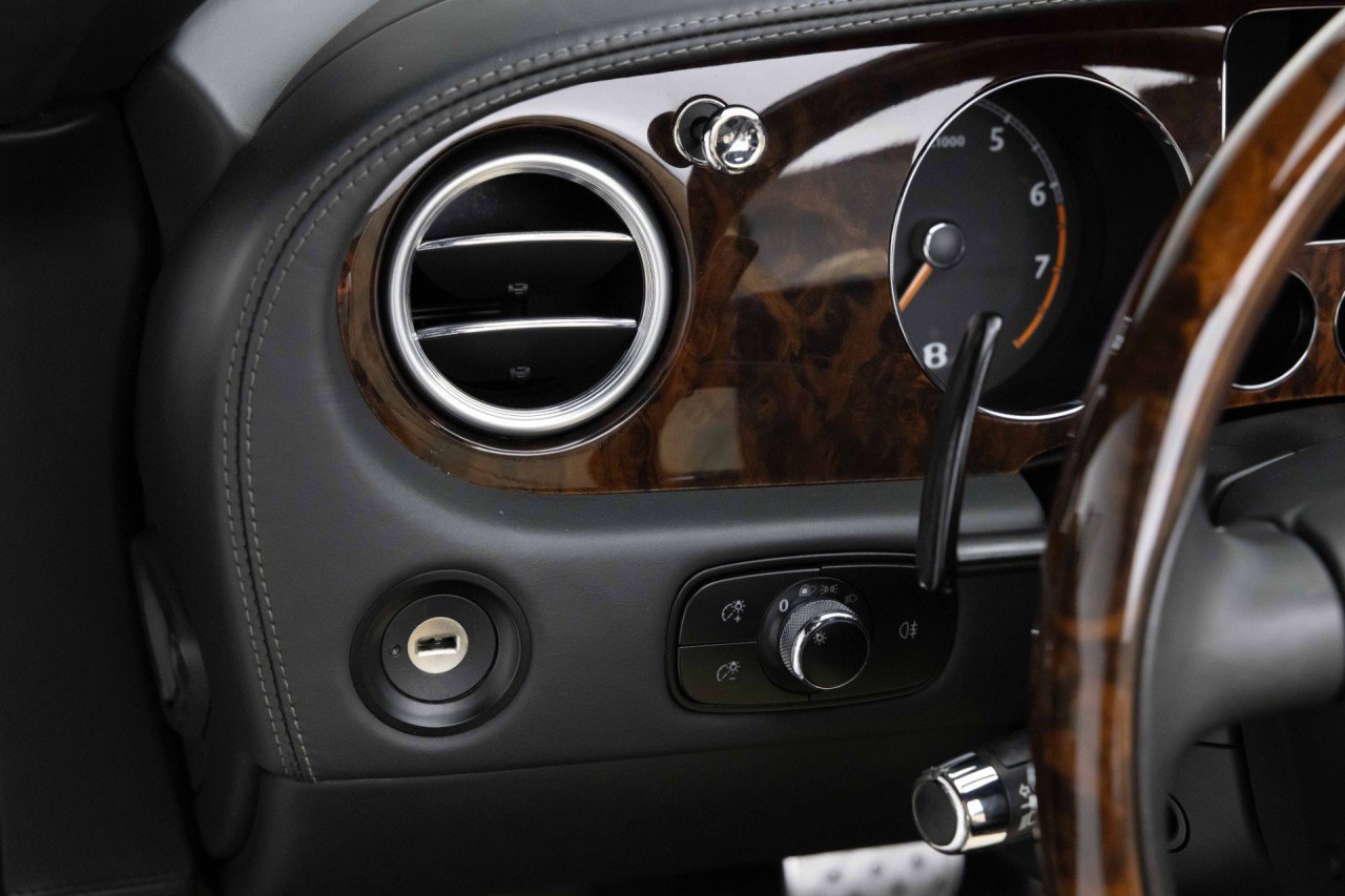 Used 2010 Bentley Continental GTC AWD/4WD image 28