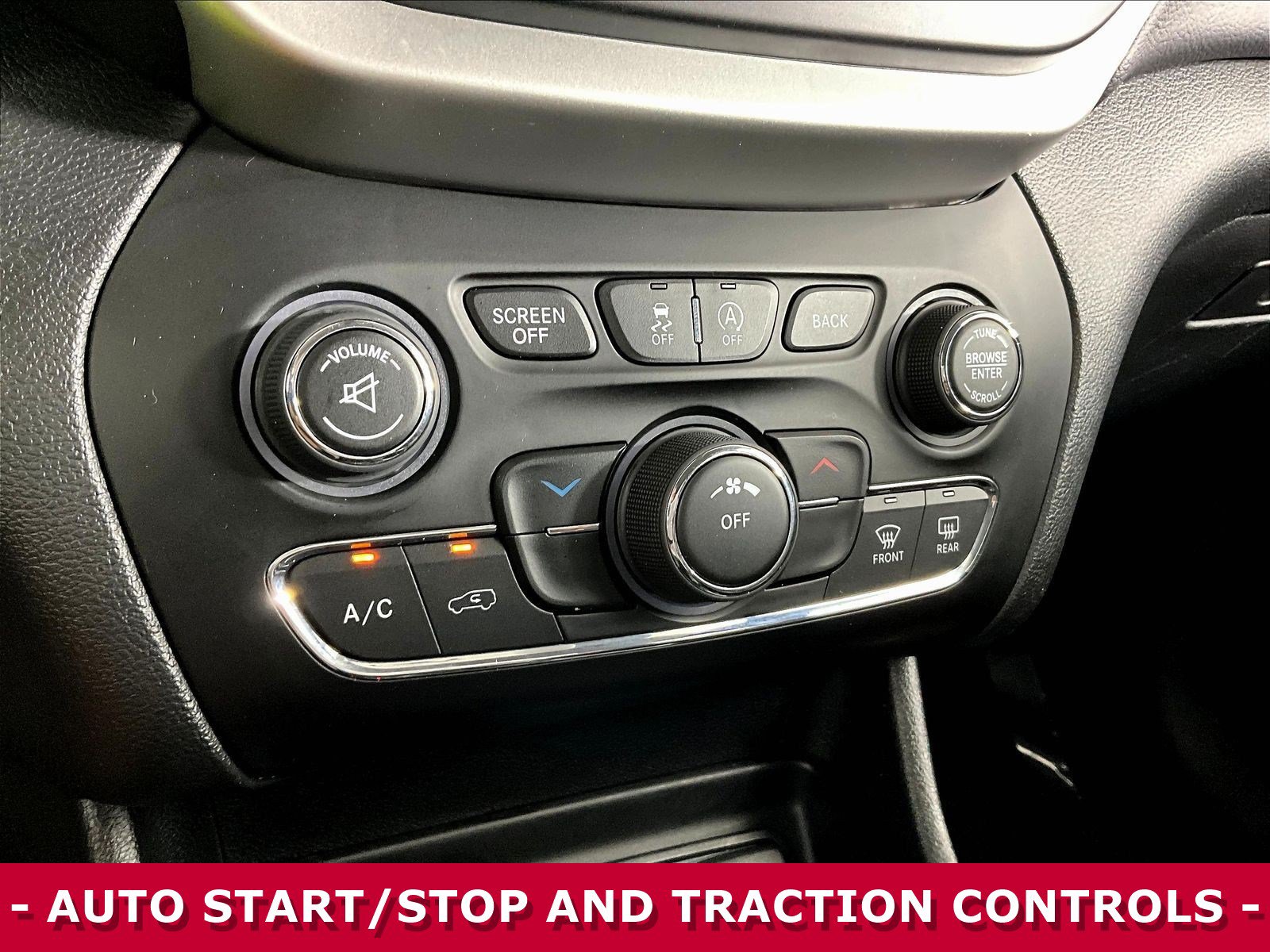 Used 2017 Jeep Cherokee Trailhawk w/ Cold Weather Group AWD/4WD image 15