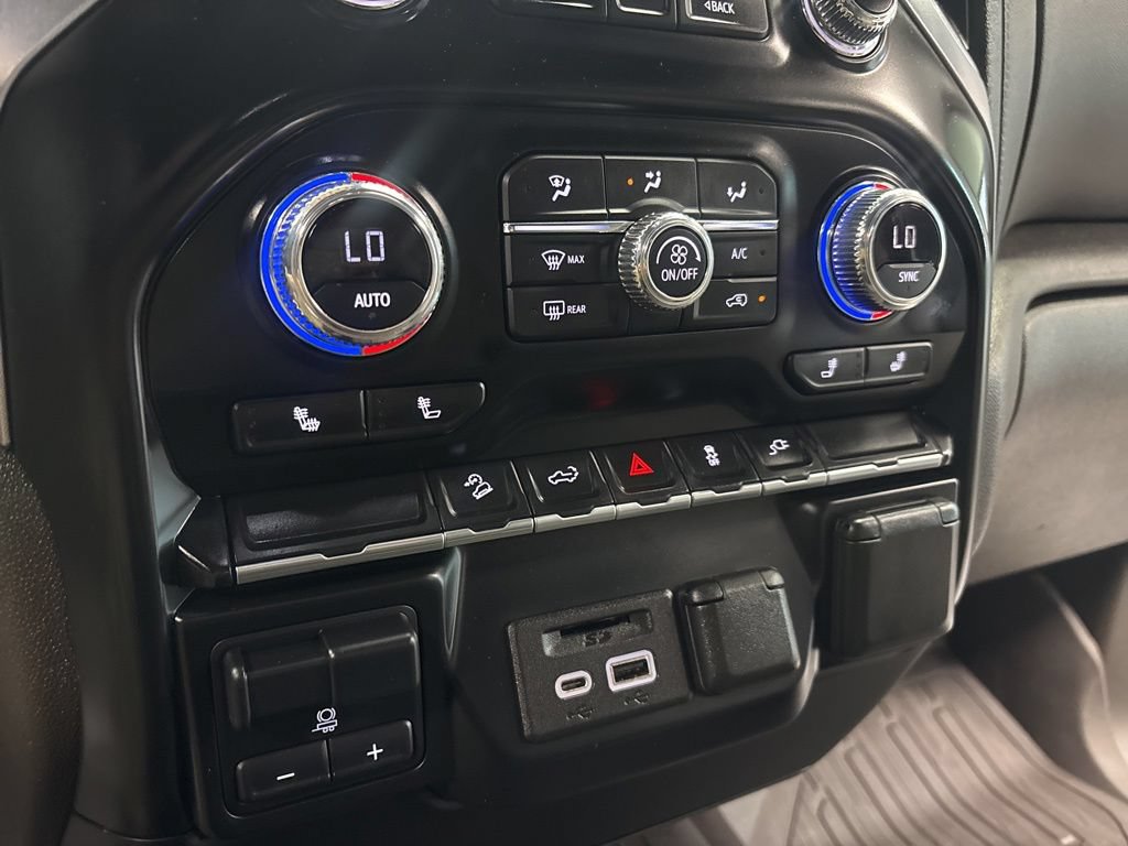 Used 2022 GMC Sierra 1500 SLT AWD/4WD image 23