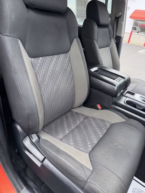 Used 2018 Toyota Tundra SR5 w/ TRD Off Road Package image 23