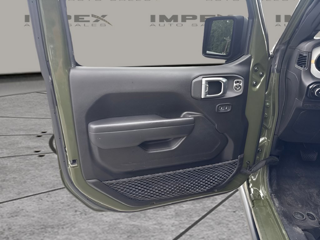 Used 2024 Jeep Wrangler Unlimited Sport AWD/4WD image 16