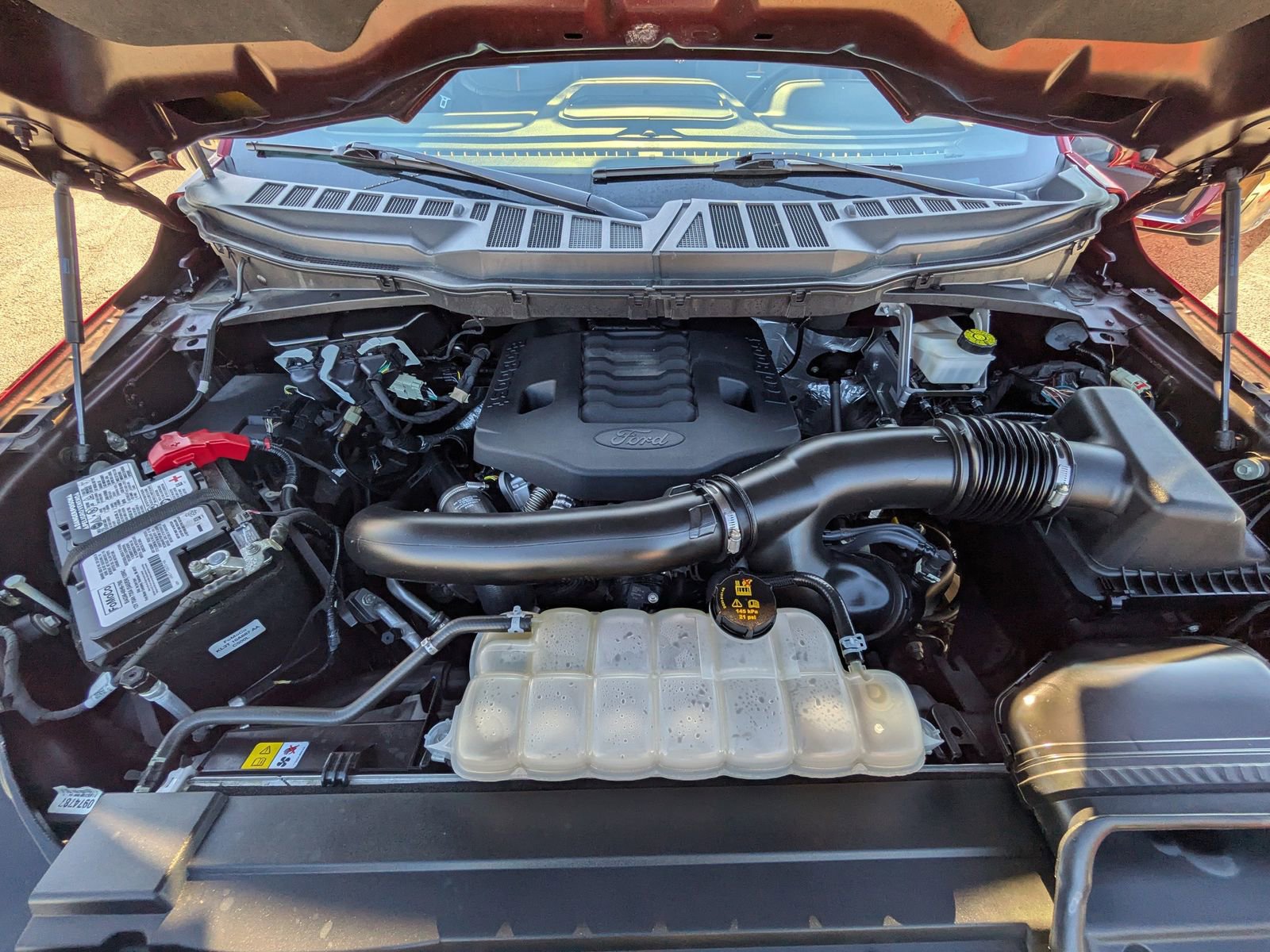 Certified 2023 Ford F150 Platinum w/ Equipment Group 701A High image 10