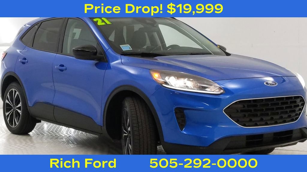 Certified 2021 Ford Escape SE w/ SE Sport Appearance Package