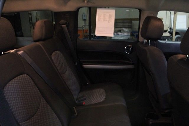 Used 2010 Chevrolet HHR LS image 12