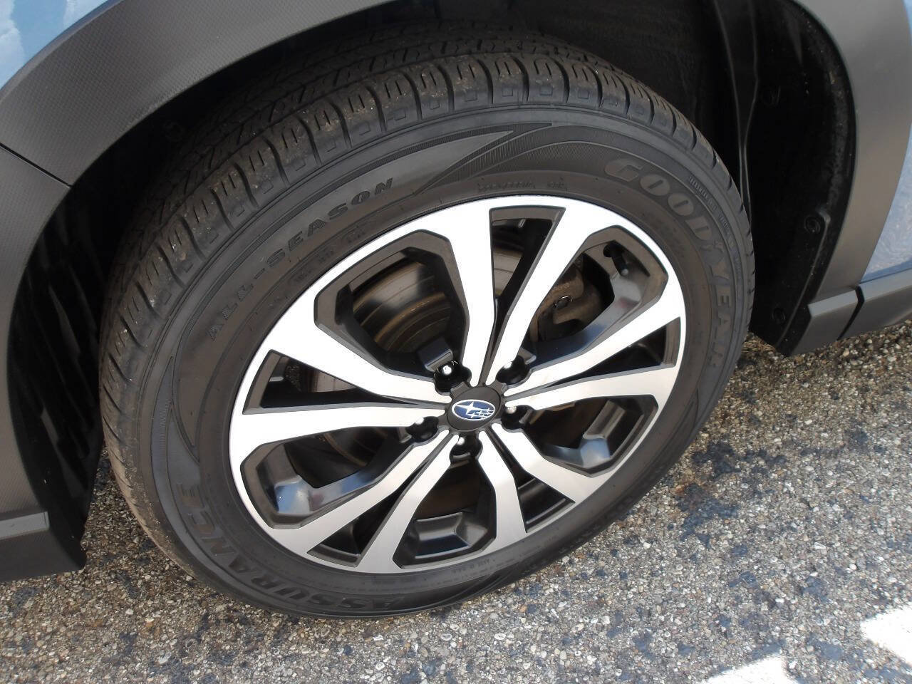 Used 2020 Subaru Forester Limited w/ Popular Package #3 image 36