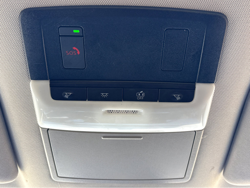 Used 2022 Nissan Pathfinder SV w/ SV Black Package image 29