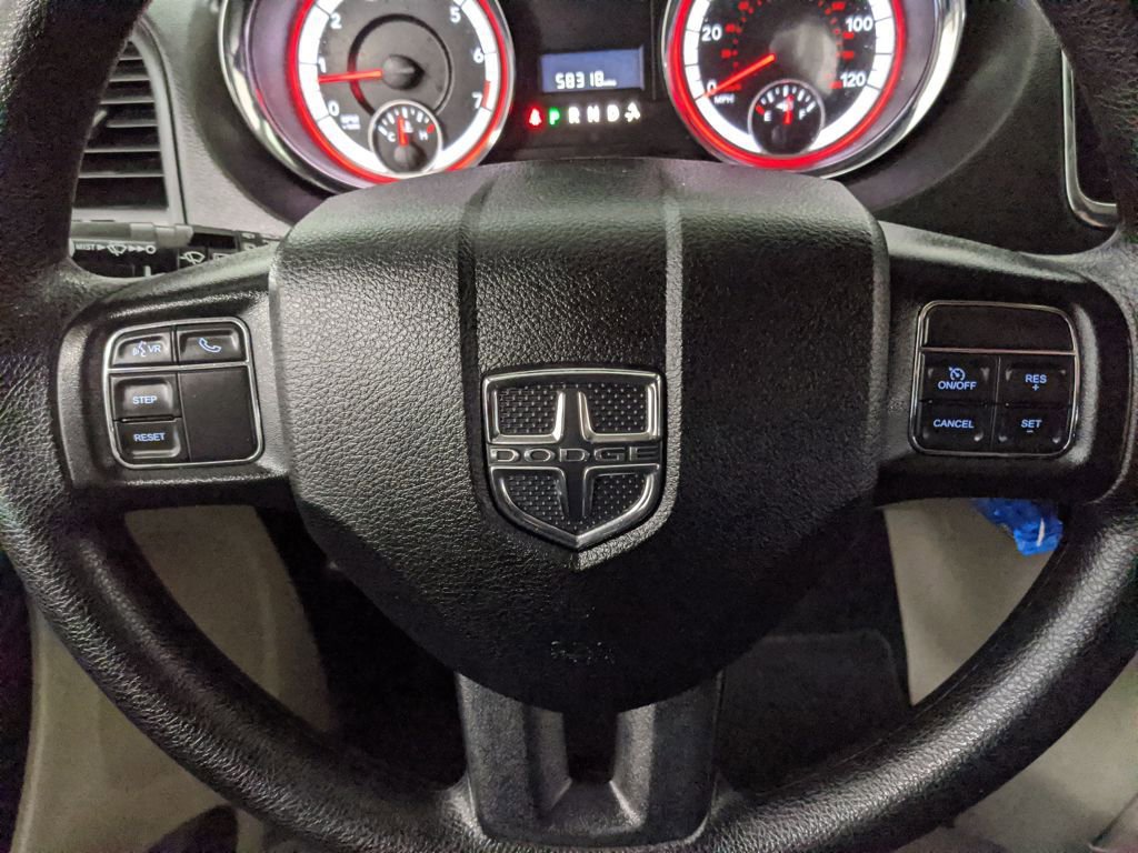 Used 2018 Dodge Grand Caravan SE w/ UConnect Hands-Free Group image 10