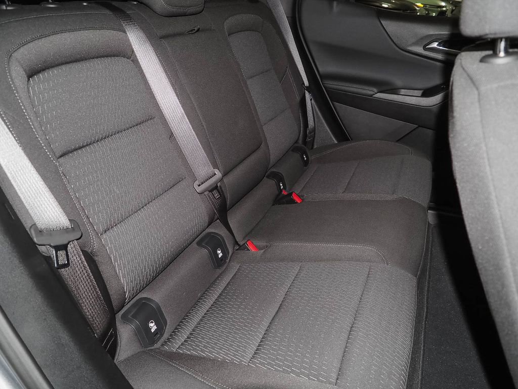 Used 2025 Chevrolet Equinox LT image 19