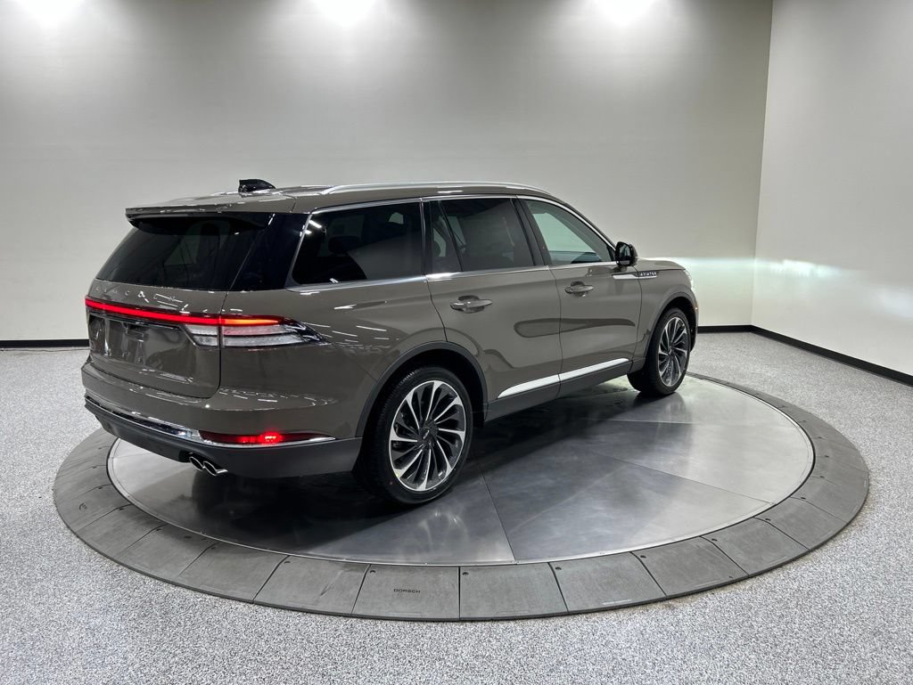 New 2026 Lincoln Aviator Reserve AWD/4WD image 7