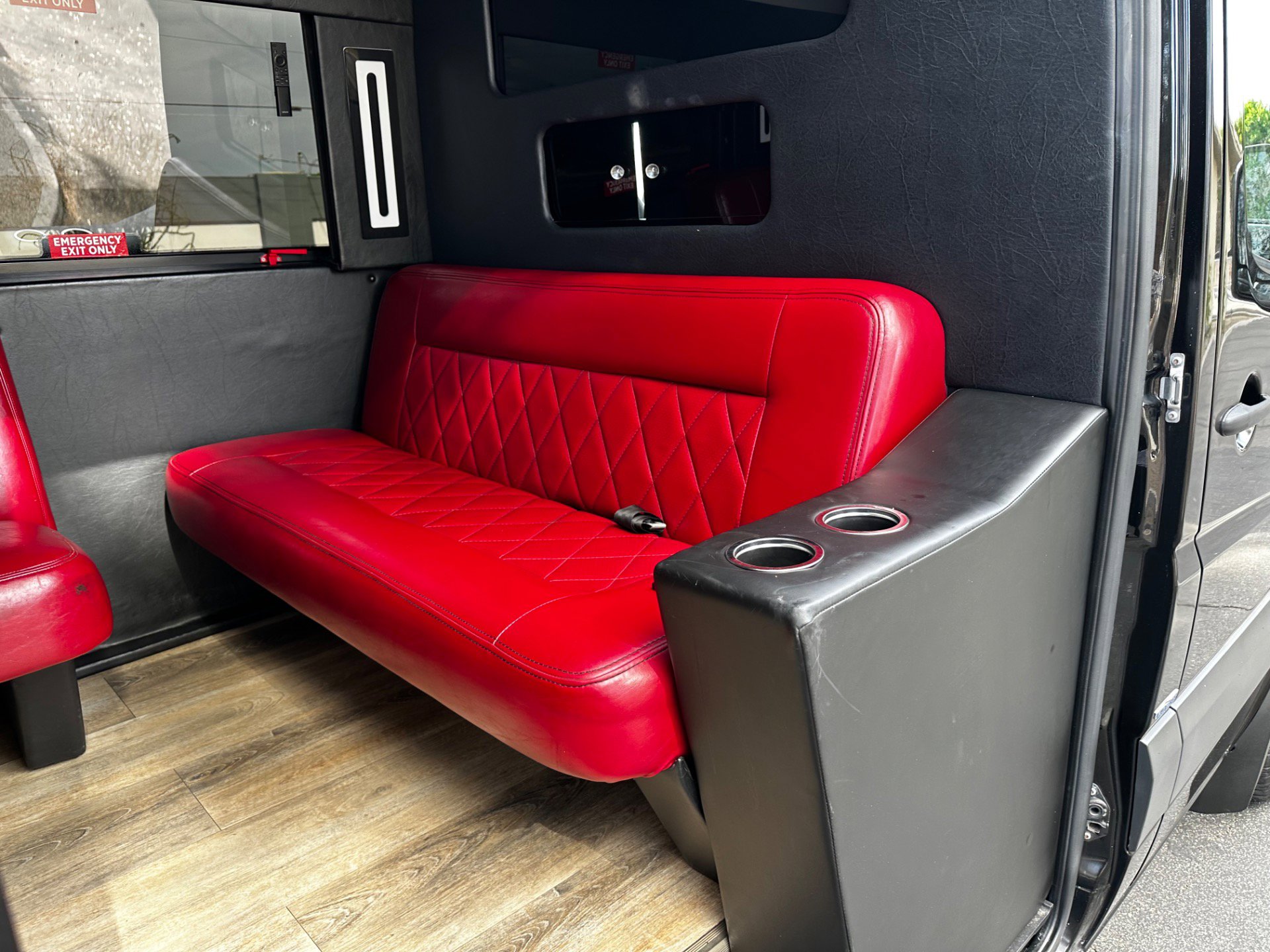 Used 2016 Mercedes-Benz Sprinter 2500 image 12