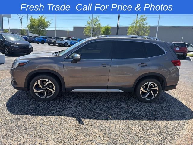 Used 2022 Subaru Forester Touring w/ Popular Package #2 AWD/4WD image 3
