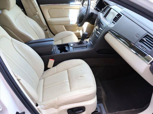 Used 2013 Lincoln MKS FWD image 28