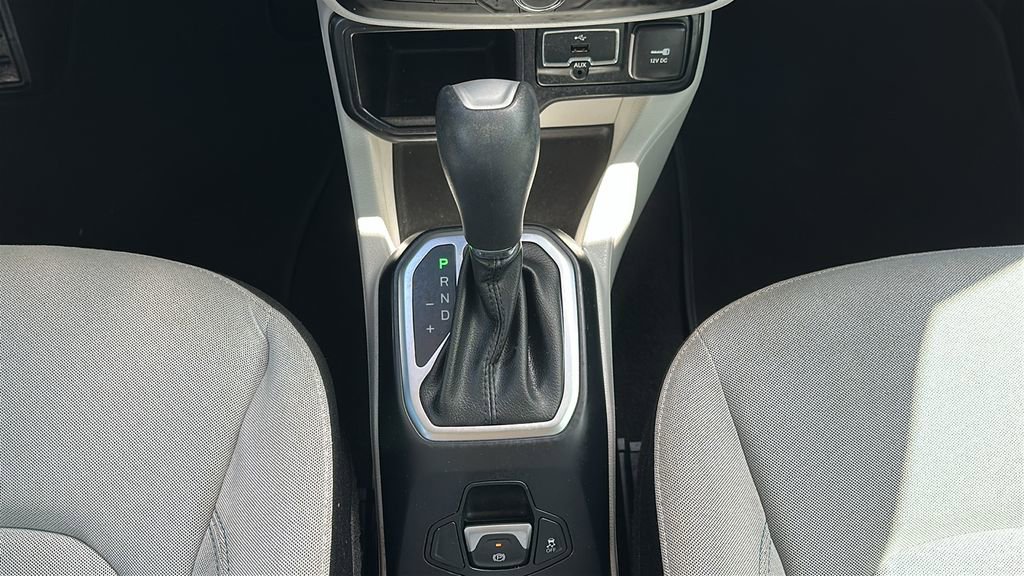 Used 2018 Jeep Renegade Latitude w/ Popular Equipment Group image 26