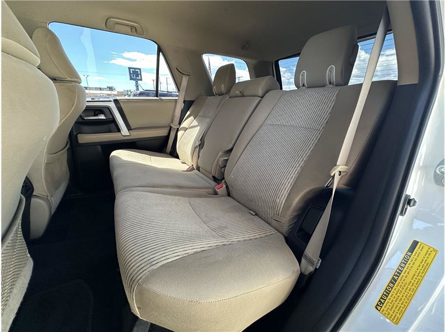 Used 2017 Toyota 4Runner SR5 AWD/4WD image 16