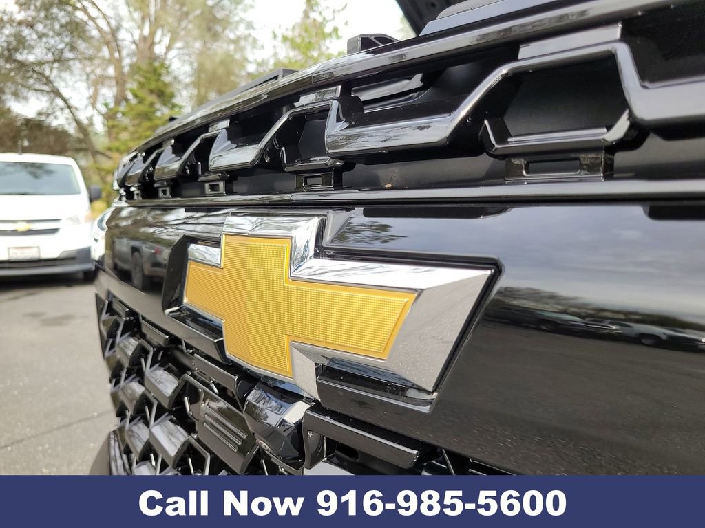 New 2026 Chevrolet Tahoe LS w/ LPO, Get Active Package image 35