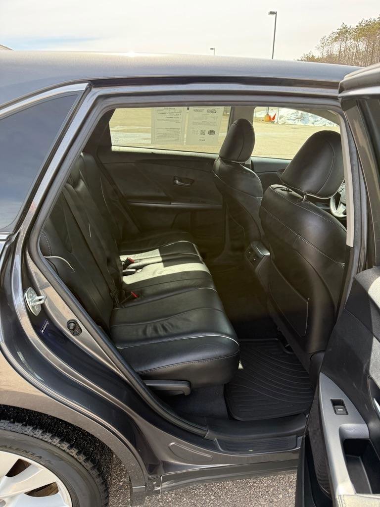 Used 2015 Toyota Venza XLE AWD/4WD image 17