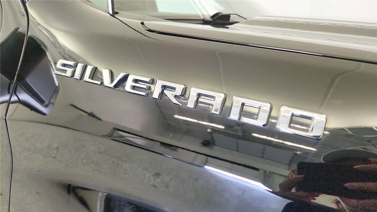 Used 2023 Chevrolet Silverado 1500 LT image 13