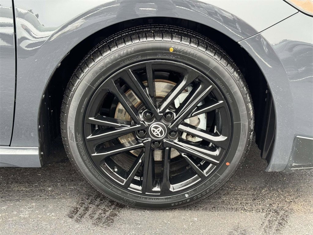 Used 2025 Toyota Camry SE image 26